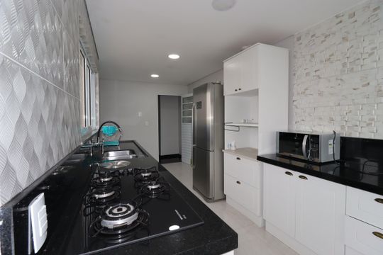 Cozinha de apartamento para alugar com 2 quartos, 100m² em Vila Camilópolis, Santo André
