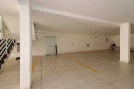 Garagem de apartamento para alugar com 2 quartos, 100m² em Vila Camilópolis, Santo André
