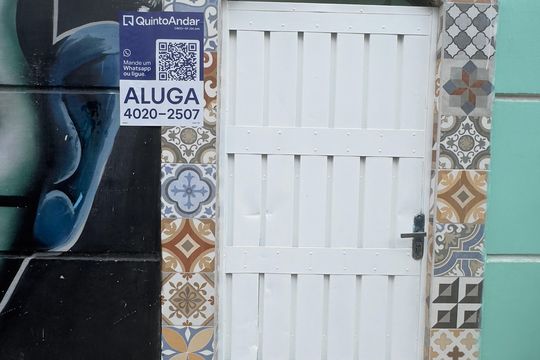 Fachada de kitnet/studio para alugar com 1 quarto, 20m² em Aclimação, São Paulo