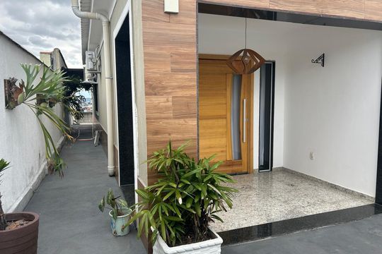 Casa à venda com 2 quartos, 300m² em Brás de Pina, Rio de Janeiro