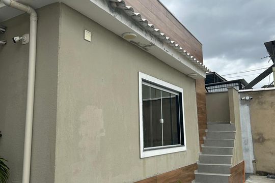 Casa à venda com 2 quartos, 300m² em Brás de Pina, Rio de Janeiro