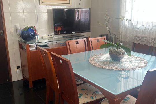 Casa à venda com 3 quartos, 262m² em Ipiranga, São Paulo