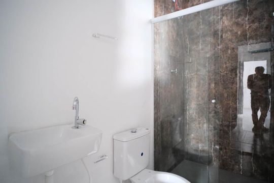Banheiro da Suíte de casa para alugar com 1 quarto, 26m² em Jardim Penha, São Paulo