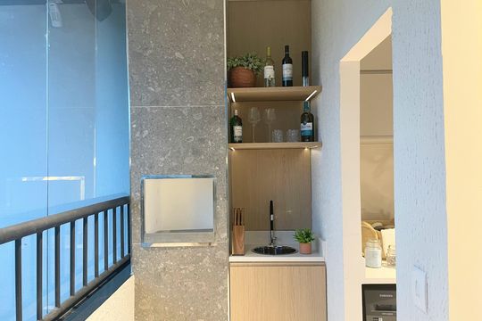 Varanda de apartamento à venda com 2 quartos, 58m² em Cabral, Contagem
