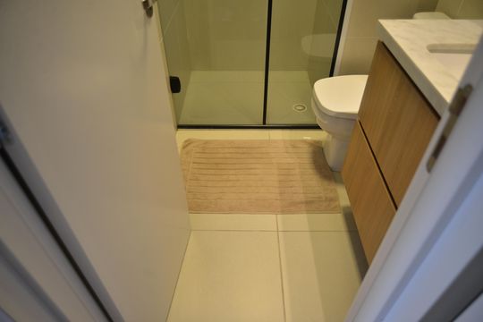 Banheiro da Suíte de apartamento à venda com 2 quartos, 87m² em Jardim Bela Vista, Santo André