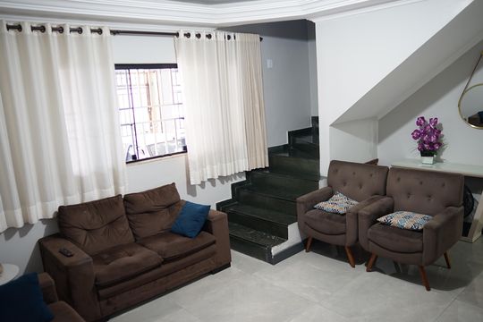 Sala de casa à venda com 3 quartos, 230m² em Jardim do Papai, Guarulhos