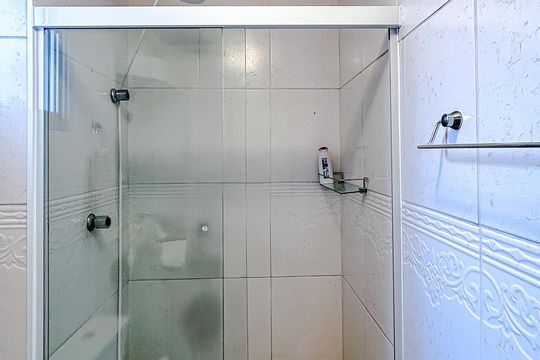Banheiro Social de apartamento à venda com 3 quartos, 74m² em Tatuapé, São Paulo