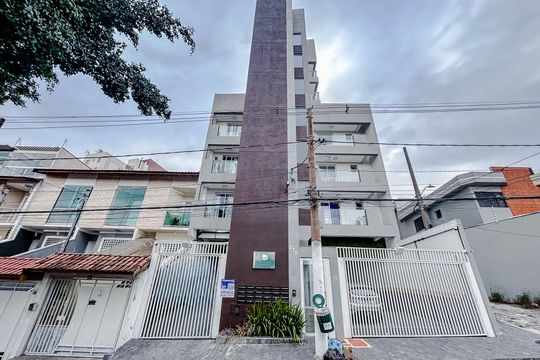 Fachada com Plaquinha de kitnet/studio para alugar com 1 quarto, 25m² em Cidade Mãe do Céu, São Paulo