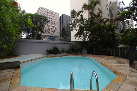 Área Comum - Piscina de apartamento à venda com 3 quartos, 173m² em Itaim Bibi, São Paulo