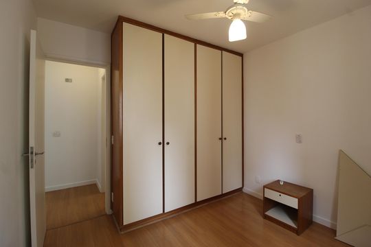 Quarto de apartamento para alugar com 1 quarto, 40m² em Moema, São Paulo