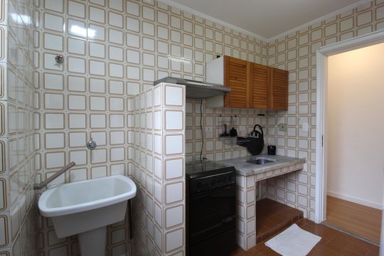Cozinha e Área de Serviço de apartamento para alugar com 1 quarto, 40m² em Moema, São Paulo