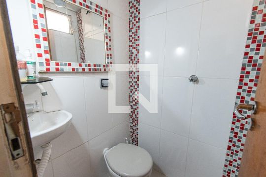 Banheiro de Serviço de apartamento à venda com 3 quartos, 75m² em Vila Mariana, São Paulo