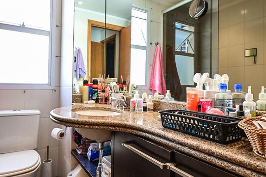 Banheiro Suíte  de apartamento para alugar com 2 quartos, 112m² em Vila Suzana, São Paulo