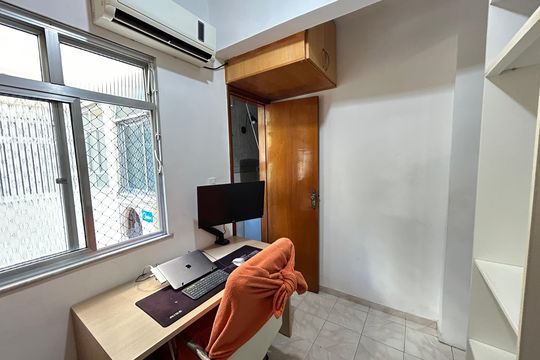 Quarto de Serviço de apartamento à venda com 2 quartos, 85m² em Méier, Rio de Janeiro