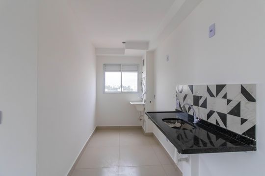 Cozinha de apartamento à venda com 2 quartos, 46m² em Jardim Aida, Guarulhos
