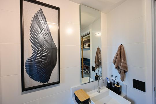Banheiro Social de kitnet/studio para alugar com 1 quarto, 26m² em Mirandópolis, São Paulo