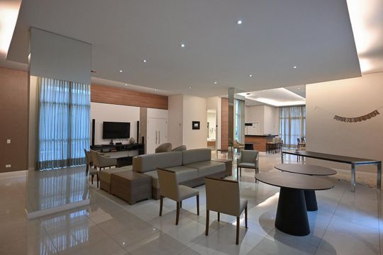 Área comum de apartamento à venda com 3 quartos, 180m² em Vila Suzana, São Paulo