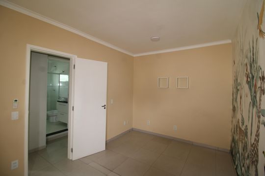 Quarto 1 de casa à venda com 2 quartos, 120m² em Água Fria, São Paulo