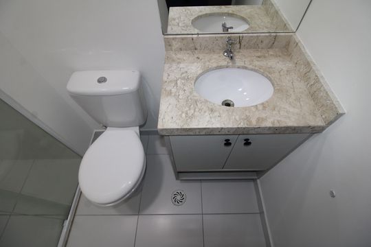 Banheiro de kitnet/studio à venda com 1 quarto, 26m² em Santana, São Paulo