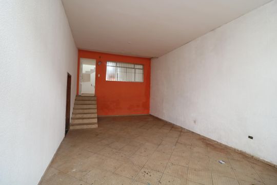 Garagem de casa para alugar com 3 quartos, 290m² em Vila Guarani(zona Leste), São Paulo