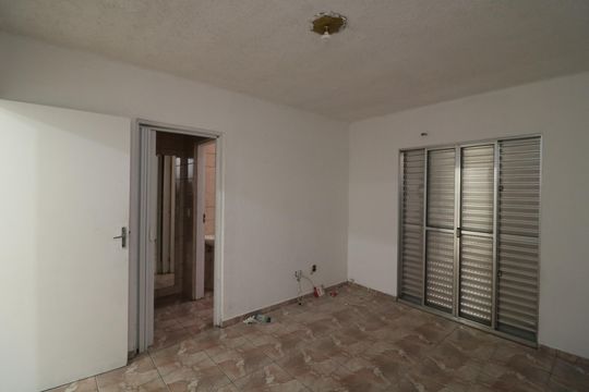 Suíte de casa para alugar com 3 quartos, 290m² em Vila Guarani(zona Leste), São Paulo