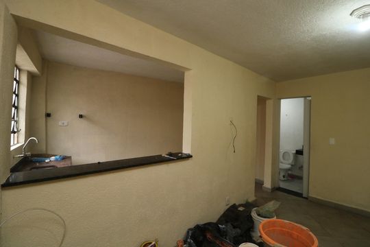 Edícula  de casa para alugar com 3 quartos, 290m² em Vila Guarani(zona Leste), São Paulo