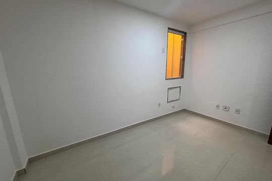 Quarto de kitnet/studio para alugar com 1 quarto, 35m² em Recreio dos Bandeirantes, Rio de Janeiro