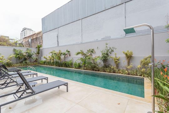 Área comum - Piscina de apartamento para alugar com 1 quarto, 40m² em Moema, São Paulo