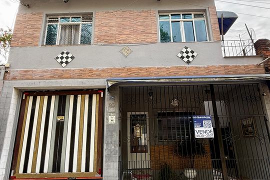 Fachada  de casa à venda com 3 quartos, 341m² em Jardim Rosana, Guarulhos