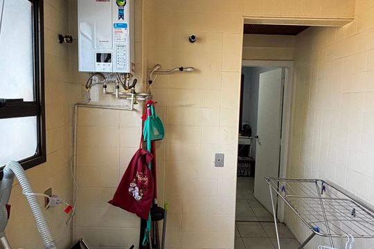 Área de Serviço de apartamento para alugar com 5 quartos, 390m² em Vila Gilda, Santo André