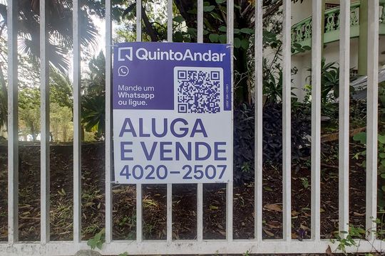Casa para alugar com 6 quartos, 500m² em São Luiz, Belo Horizonte
