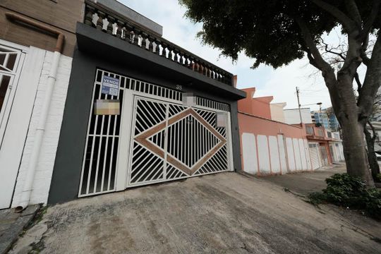 Fachada de casa à venda com 3 quartos, 200m² em Ermelino Matarazzo, São Paulo
