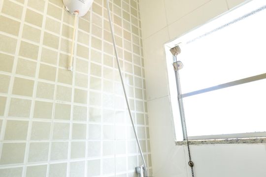 Chuveiro de casa para alugar com 2 quartos, 75m² em Vila Santa Isabel, São Paulo