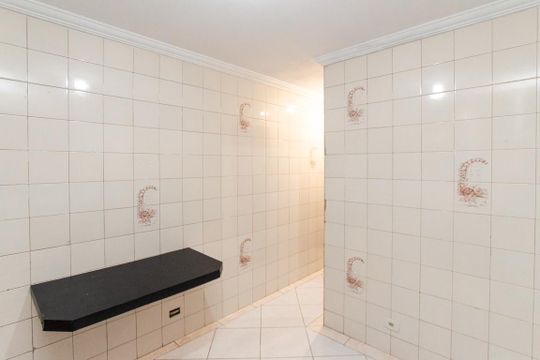 Cozinha de casa para alugar com 2 quartos, 210m² em Jardim Brasil (zona Norte), São Paulo