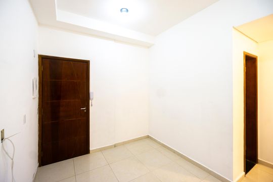 Sala de apartamento para alugar com 2 quartos, 39m² em Vila Antonina, São Paulo