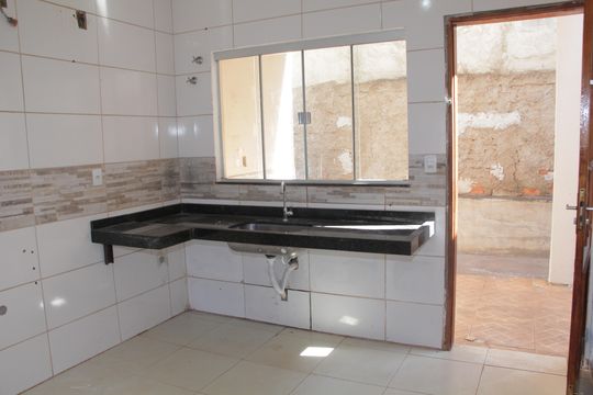 Cozinha de casa para alugar com 3 quartos, 102m² em Residencial Solar Ville, Goiânia