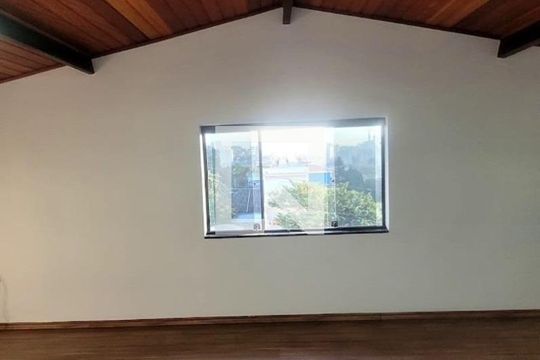 Casa à venda com 3 quartos, 240m² em Vila Aricanduva, São Paulo
