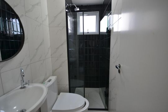 Banheiro de apartamento à venda com 2 quartos, 45m² em Jaguaré, São Paulo