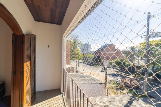 Sacada Quarto 2 de casa para alugar com 3 quartos, 150m² em São José, Porto Alegre
