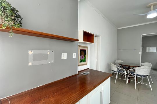 Sala de apartamento para alugar com 2 quartos, 85m² em Aparecida, Santos