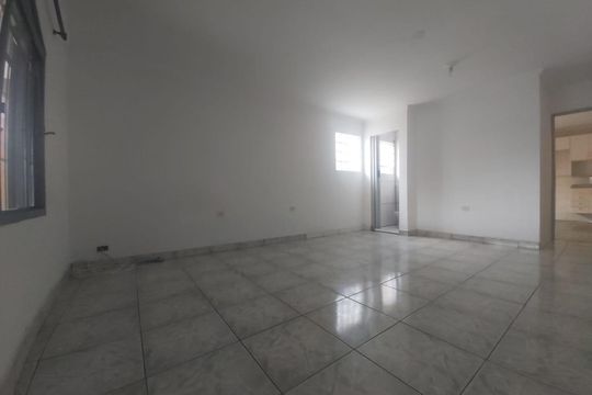 Casa à venda com 4 quartos, 125m² em Rio Pequeno, São Paulo