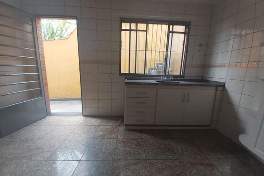 Casa à venda com 4 quartos, 125m² em Rio Pequeno, São Paulo