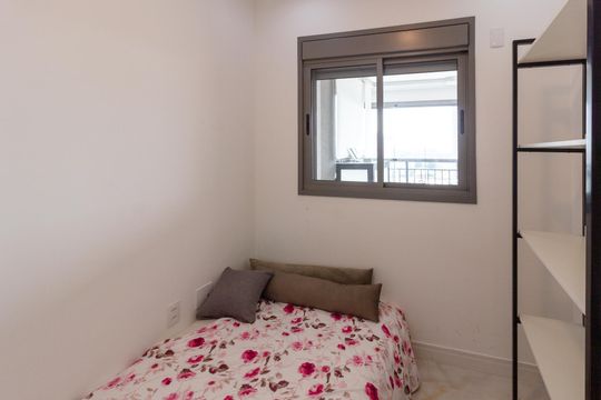 Quarto  de apartamento à venda com 2 quartos, 57m² em Vila Camargos, Guarulhos