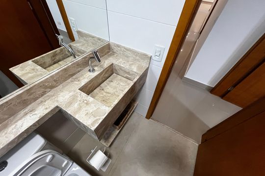 Banheiro Social de apartamento à venda com 2 quartos, 74m² em Santana, São Paulo