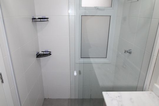 Banheiro da Suíte de apartamento para alugar com 2 quartos, 60m² em Vila Industrial, São José dos Campos