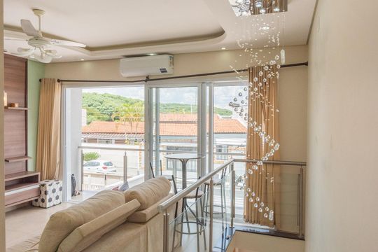 Sala de casa à venda com 2 quartos, 125m² em Parque Jambeiro, Campinas