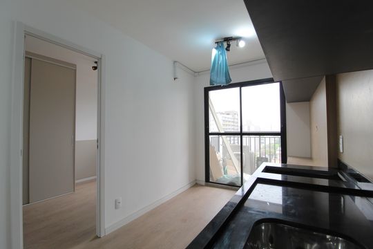Studio de kitnet/studio para alugar com 1 quarto, 28m² em Moema, São Paulo