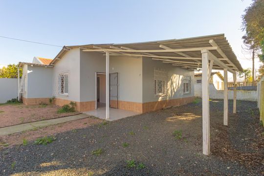 Garagem de casa à venda com 3 quartos, 86m² em Harmonia, Canoas