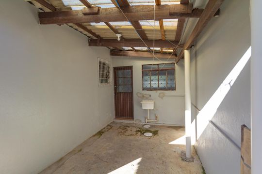 varanda de serviço de casa à venda com 3 quartos, 86m² em Harmonia, Canoas