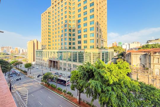 Vista da suíte de apartamento para alugar com 1 quarto, 47m² em Brás, São Paulo